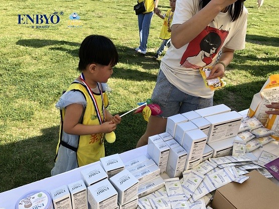 婴倍爱走进宝贝百分百亲子游园会,守护宝宝娇嫩肌肤 婴倍爱走进宝贝百分百亲子游园会,守护宝宝娇嫩肌肤