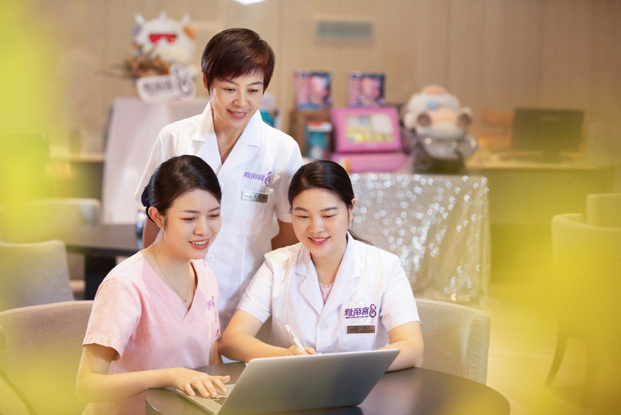 月子中心领军品牌专业取胜，爱帝宫深受业界好评！