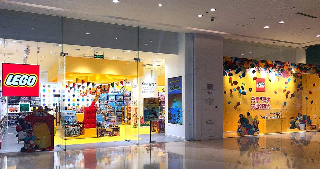 天津第四家乐高®授权专卖店在天河城举办开业庆祝仪式