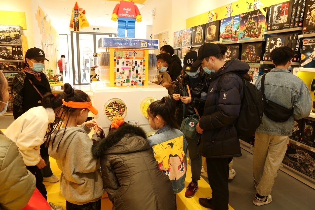 天津第四家乐高®授权专卖店在天河城举办开业庆祝仪式