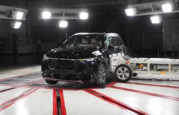 理想ONE以实际表现,充分彰显对安全的高度重视 理想ONE以实际表现,充分彰显对安全的高度重视