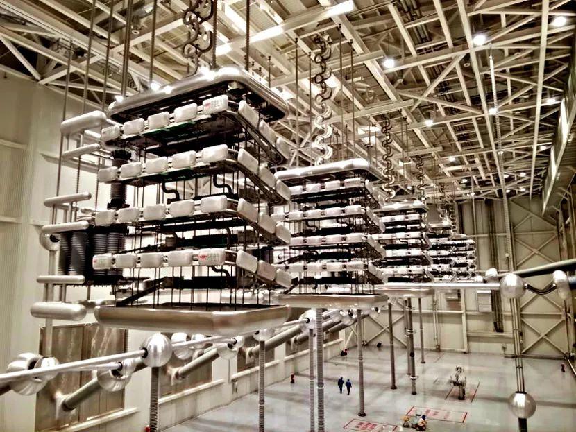 许继电气:以“非凡之心”铸造“超级之工程” 许继电气:以“非凡之心”铸造“超级之工程”