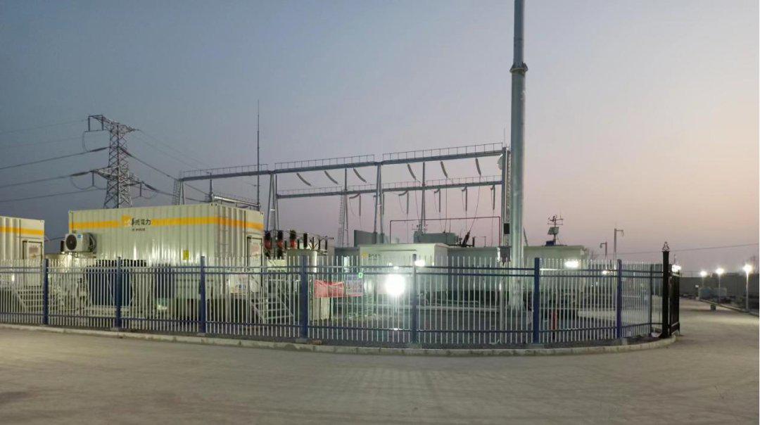许继电气承建的华润仙桃新能源百万千瓦基地220kV润海升压站倒送电成功