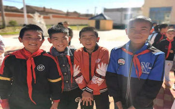 海澜之家七年步履不停,“多一克温暖”携《奔跑吧》再出发 海澜之家七年步履不停,“多一克温暖”携《奔跑吧》再出发