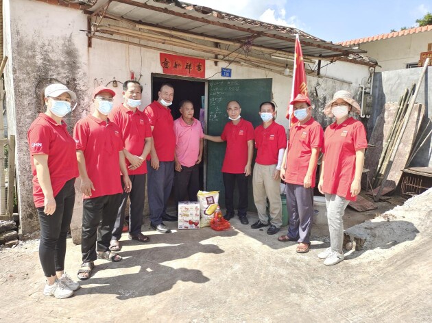 广东惠州：党员带头做公益 热心服务龙岗村民