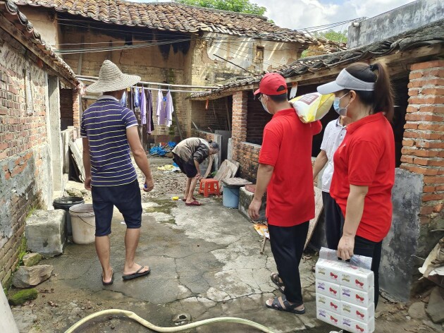 广东惠州:党员带头做公益 热心服务龙岗村民 广东惠州:党员带头做公益 热心服务龙岗村民