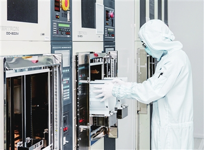 吉林华微电子: 自主研发砥砺行 助力打造“中国芯” 吉林华微电子: 自主研发砥砺行 助力打造“中国芯”