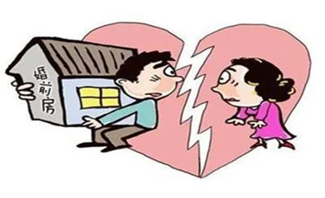 夫妻一方婚前房屋拆迁补偿款属于夫妻共同财产吗?