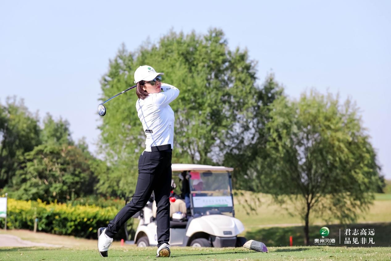 高球为媒,山海入画!2021年“君品习酒杯”高尔夫全国邀请赛南通站挥杆开赛 高球为媒,山海入画!2021年“君品习酒杯”高尔夫全国邀请赛南通站挥杆开赛