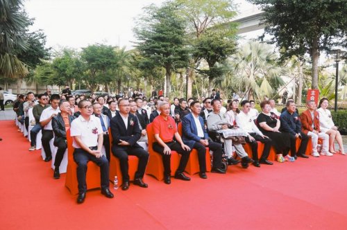 开始腾飞的海南 链动蓝海启新程 筑梦良田谱华章