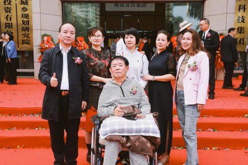 开始腾飞的海南 链动蓝海启新程 筑梦良田谱华章