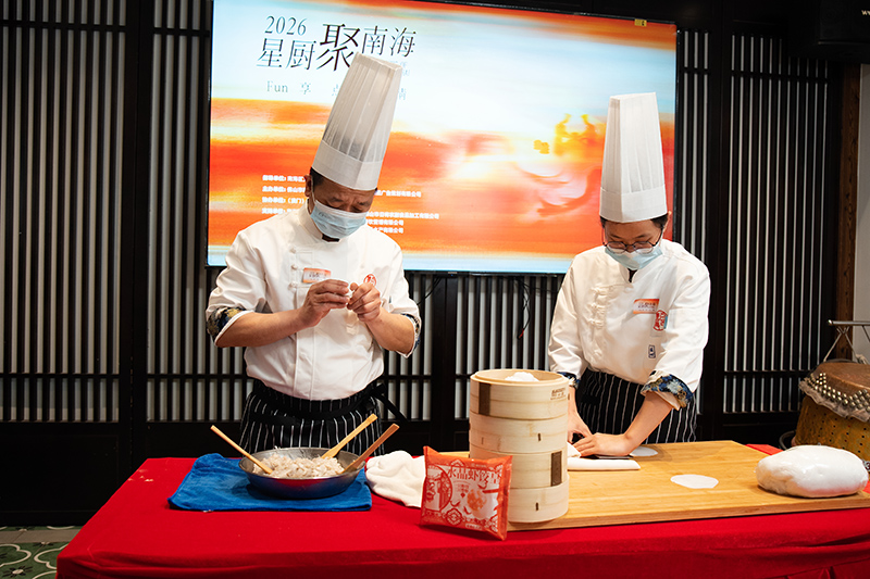 星厨聚南海，海王艇仔凭 “鲜” 出圈