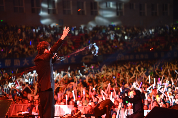 携程旅行 时光之旅 | 携程集团全球展演首秀宜宾，彰显“演艺+旅游”文旅融合发展新动能