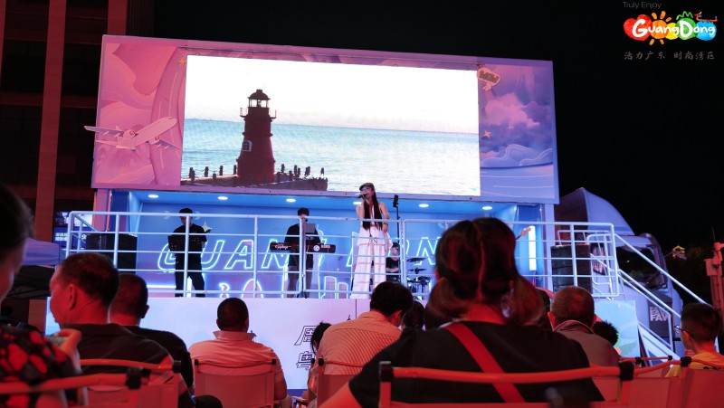 渝粤携手,“叹”个巴适!广东文旅大篷车邀“渝渝”解锁48小时粤式周末新玩法 渝粤携手,“叹”个巴适!广东文旅大篷车邀“渝渝”解锁48小时粤式周末新玩法