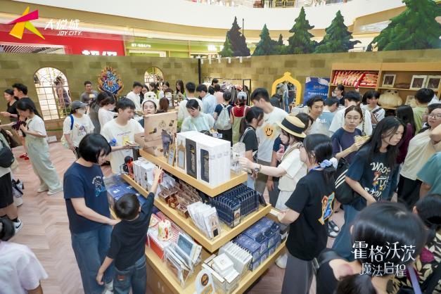 厦门大悦城一周年庆典,双IP福建首展引爆国庆 厦门大悦城一周年庆典,双IP福建首展引爆国庆