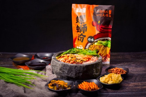 网红食品，走天下的螺蛳粉
