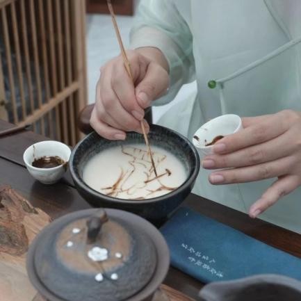 小镇的天，小镇的云