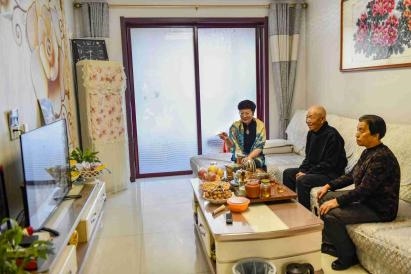 “热心”媒体人张丽萍