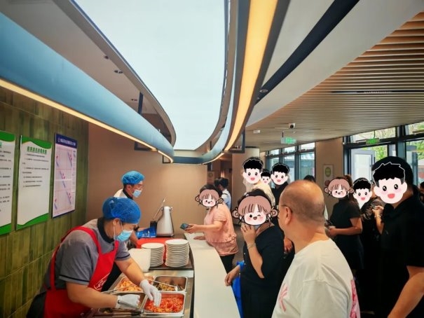 欢迎彩虹城业主回家! 欢迎彩虹城业主回家!