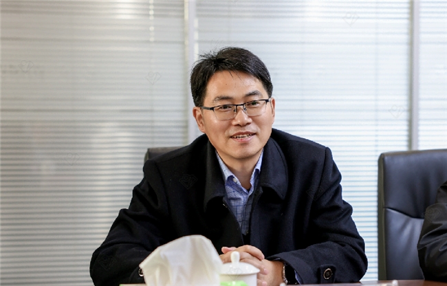 南京海关工业产品检测中心走访江苏派逊 精准服务促校服品牌发展 南京海关工业产品检测中心走访江苏派逊 精准服务促校服品牌发展