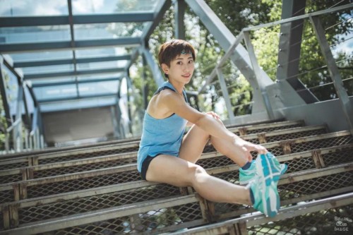 跑鞋什么品牌好 专业跑鞋还是看多威