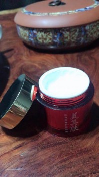 美其肤山茶油修护滋养霜,为你解决秋冬季护肤问题 美其肤山茶油修护滋养霜,为你解决秋冬季护肤问题