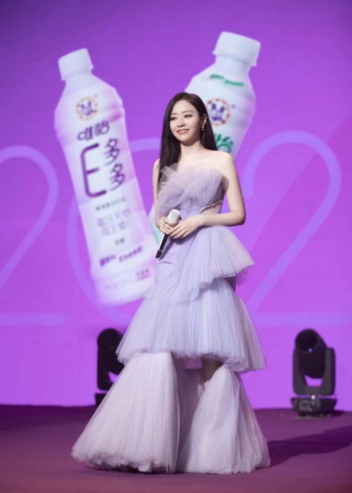 ​靓上加靓！张靓颖担任代言人，唯怡E多多从上海开启品牌新航道