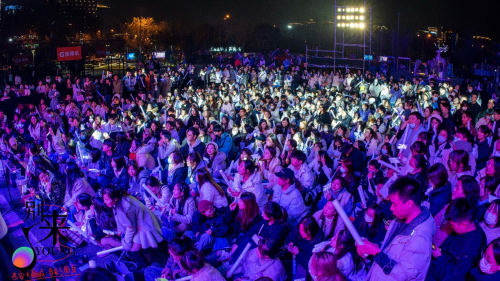 撬动Z世代情绪，大融城想要的不止“流量经济”