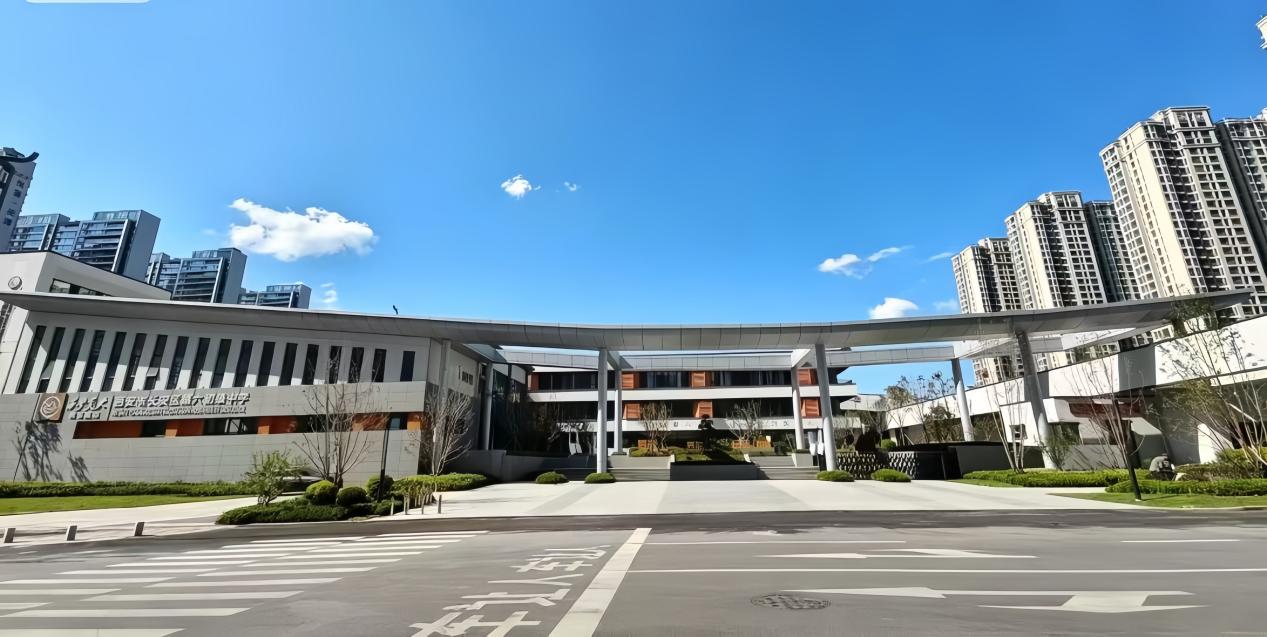 上塔坡中学项目竣工交付 长安区再添优质教育新地标 上塔坡中学项目竣工交付 长安区再添优质教育新地标