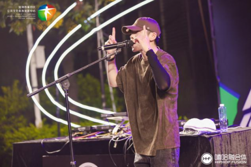 2022福田自然露营季、莲花山@青年文化节上演潮酷视听盛宴,尽显“深奔青年”年轻活力