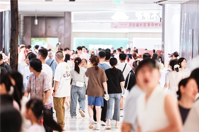 深圳大悦城7.12盛大开业，化身“人海磁场”，首日客流破42万！