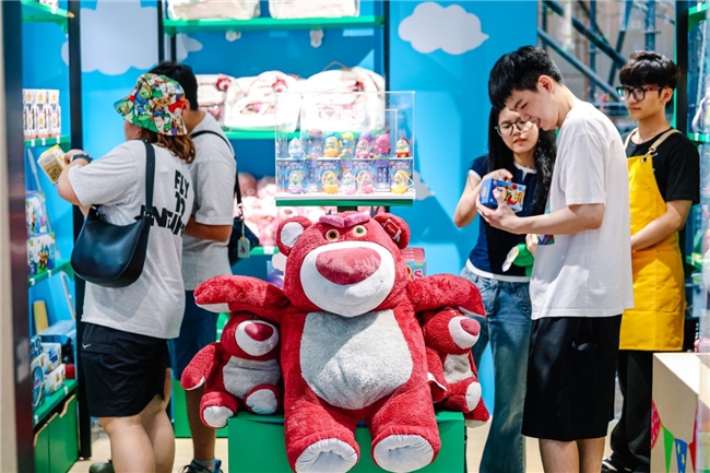 深圳大悦城7.12盛大开业，化身“人海磁场”，首日客流破42万！