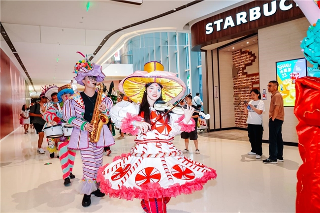 深圳大悦城7.12盛大开业，化身“人海磁场”，首日客流破42万！