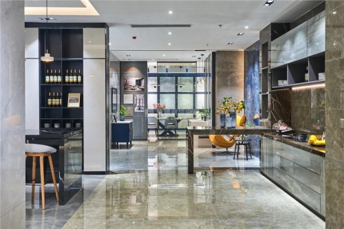 双人全球旅游定制卡限量发行，锁定第12届蒙娜丽莎微笑节 