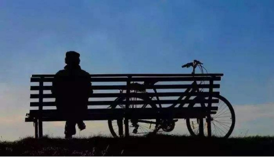 不给子女添麻烦的老年生活？能做到吗？