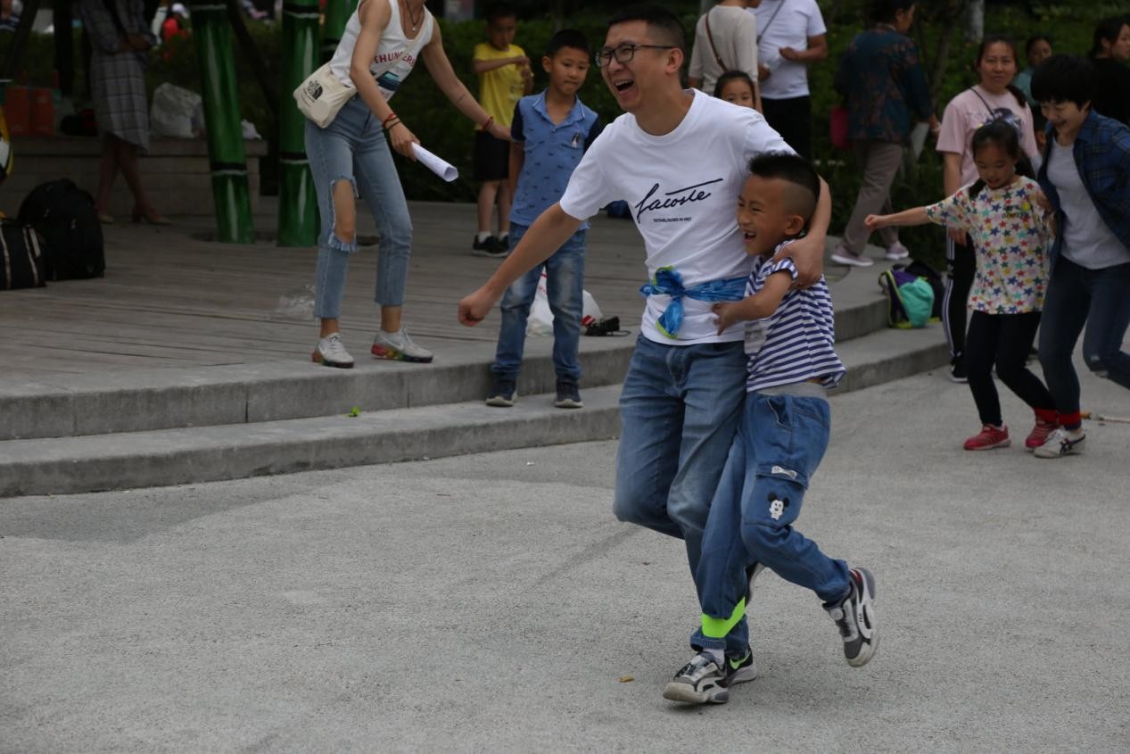 爸，你给我争口气！