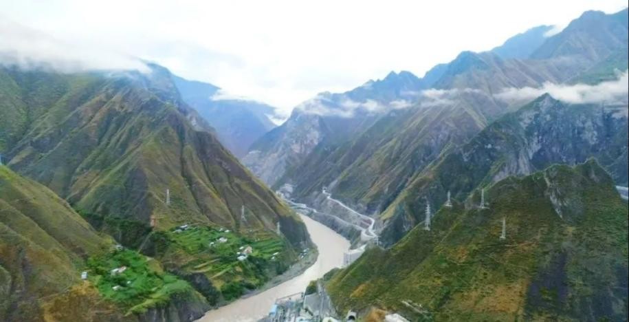 从雅砻江到长江经济带!杨房沟“绿电快件”即将送达! 从雅砻江到长江经济带!杨房沟“绿电快件”即将送达!