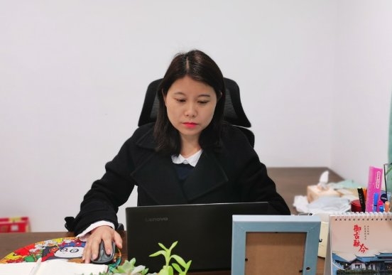 世茂服务成都：彰显奋进榜样力量，苟艳红荣获先进项目经理