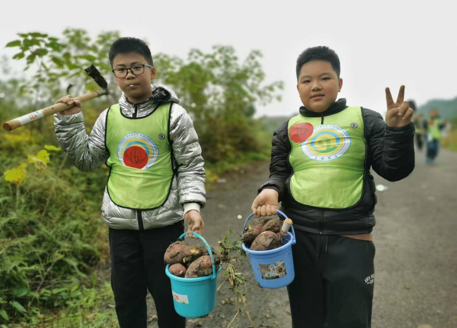 桂溪街道昆华社区“心灵游戏乐园”儿童心理游戏互动活动“自然心旅·山野探索·心灵茁长”户外游学活动 桂溪街道昆华社区“心灵游戏乐园”儿童心理游戏互动活动“自然心旅·山野探索·心灵茁长”户外游学活动