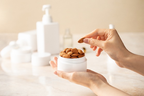 食养好帮手加州巴旦木，助你活力满满健康入夏