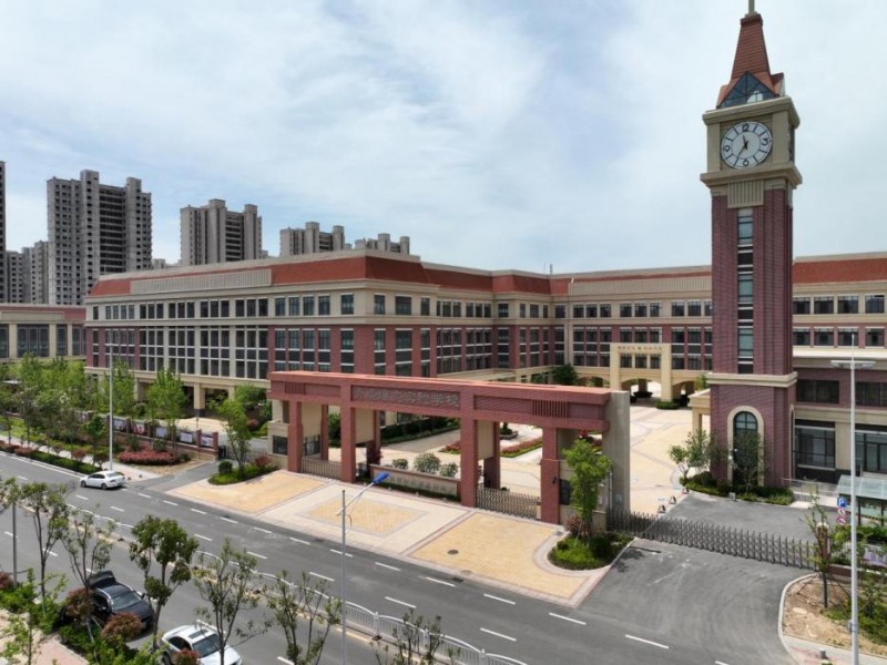 越秀·星汇城丨买好房，当面谈，给礼更给利 