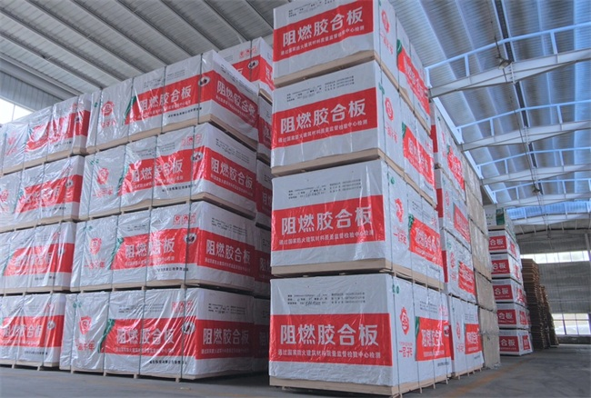 阻燃板十大品牌有哪些?一品千年凭何成为工程领域标杆? 阻燃板十大品牌有哪些?一品千年凭何成为工程领域标杆?