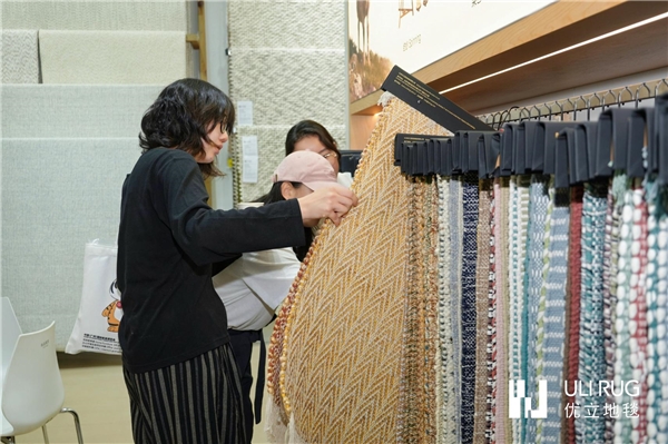 优立地毯家博会推“色彩静奢”新品，多元解决方案引从业者驻足