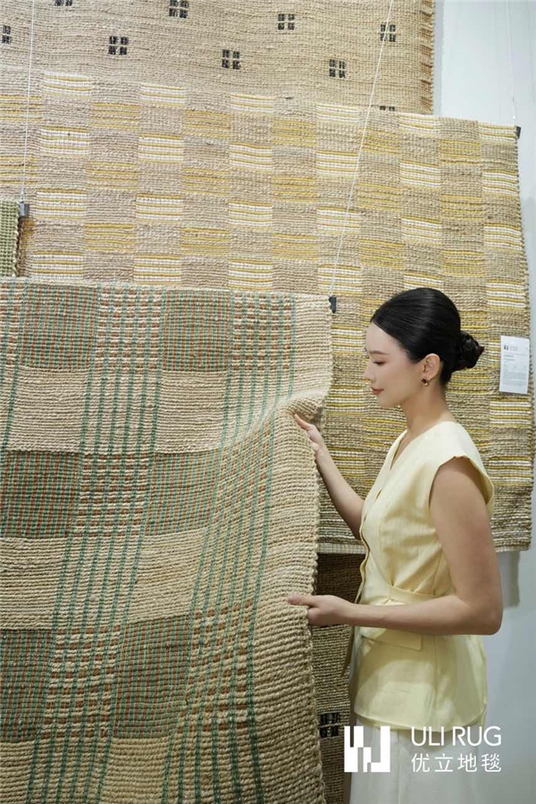 优立地毯家博会推“色彩静奢”新品，多元解决方案引从业者驻足