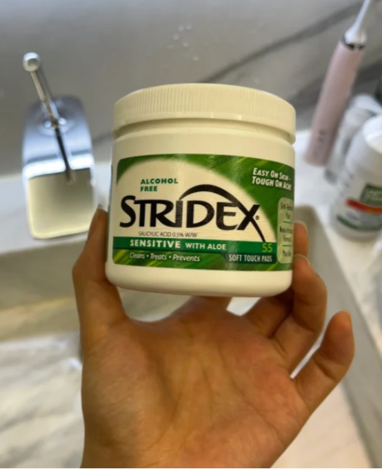 青春痘有什么危害，家长们要注意了，不仅仅是影响面部