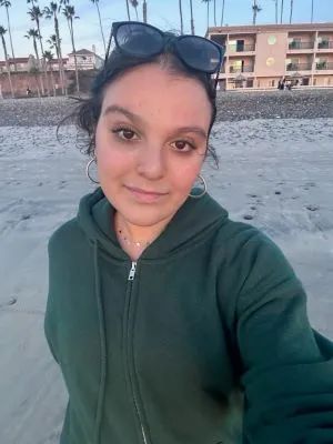 鼓舞人心的儿科AML特殊病例：13岁姐姐首尝新药，9岁妹妹当上捐献英雄