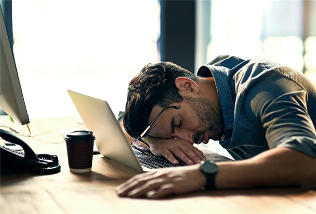 导致男性阳痿的原因有哪些？科学治疗可试试爱廷威（他达拉非片）