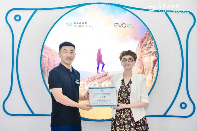 成都普瑞眼科暑期摘镜热，三大“金标准”术式照亮学子未来