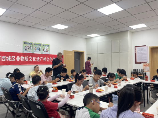 “社区+学校”双阵地，解锁非遗活态传承新方式