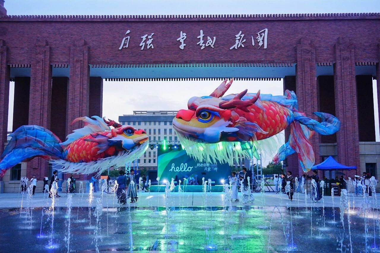 雨中迎新暖人心,多维启梦育新人——兰州信息科技学院2026级新生报到工作圆满结束 雨中迎新暖人心,多维启梦育新人——兰州信息科技学院2026级新生报到工作圆满结束